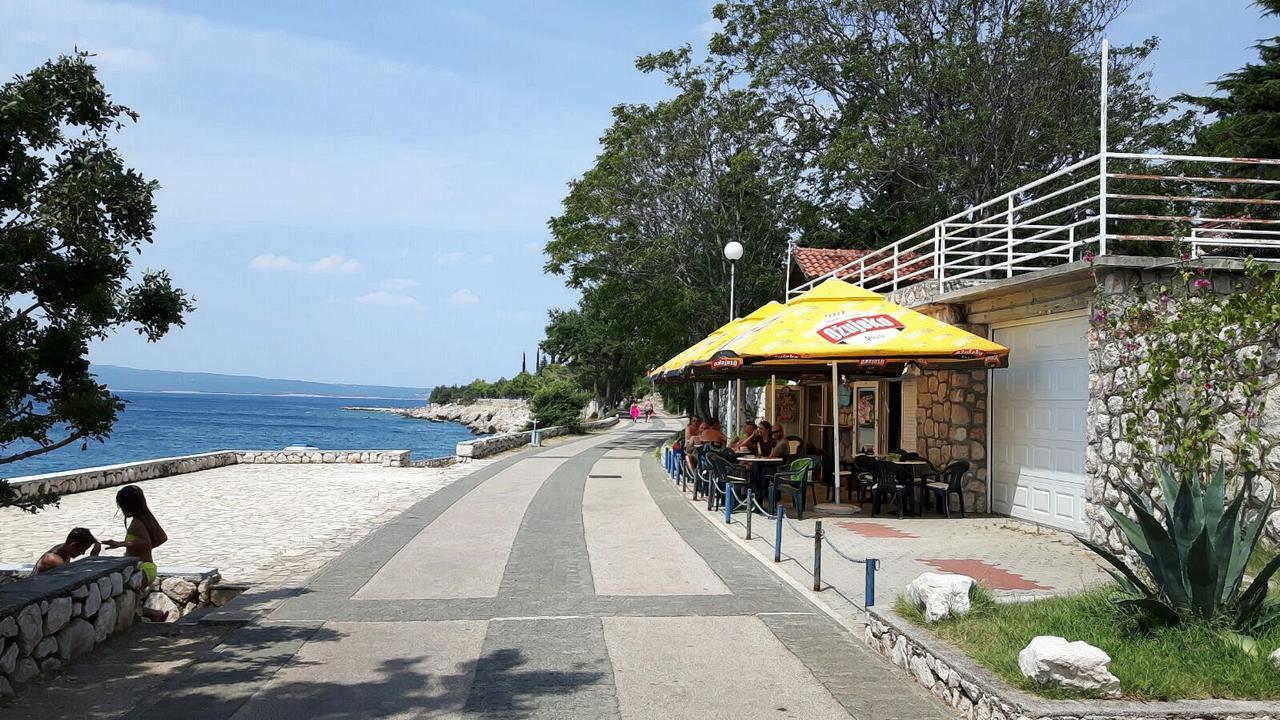 Adria Beach Guest House 노비비노돌스키 외부 사진